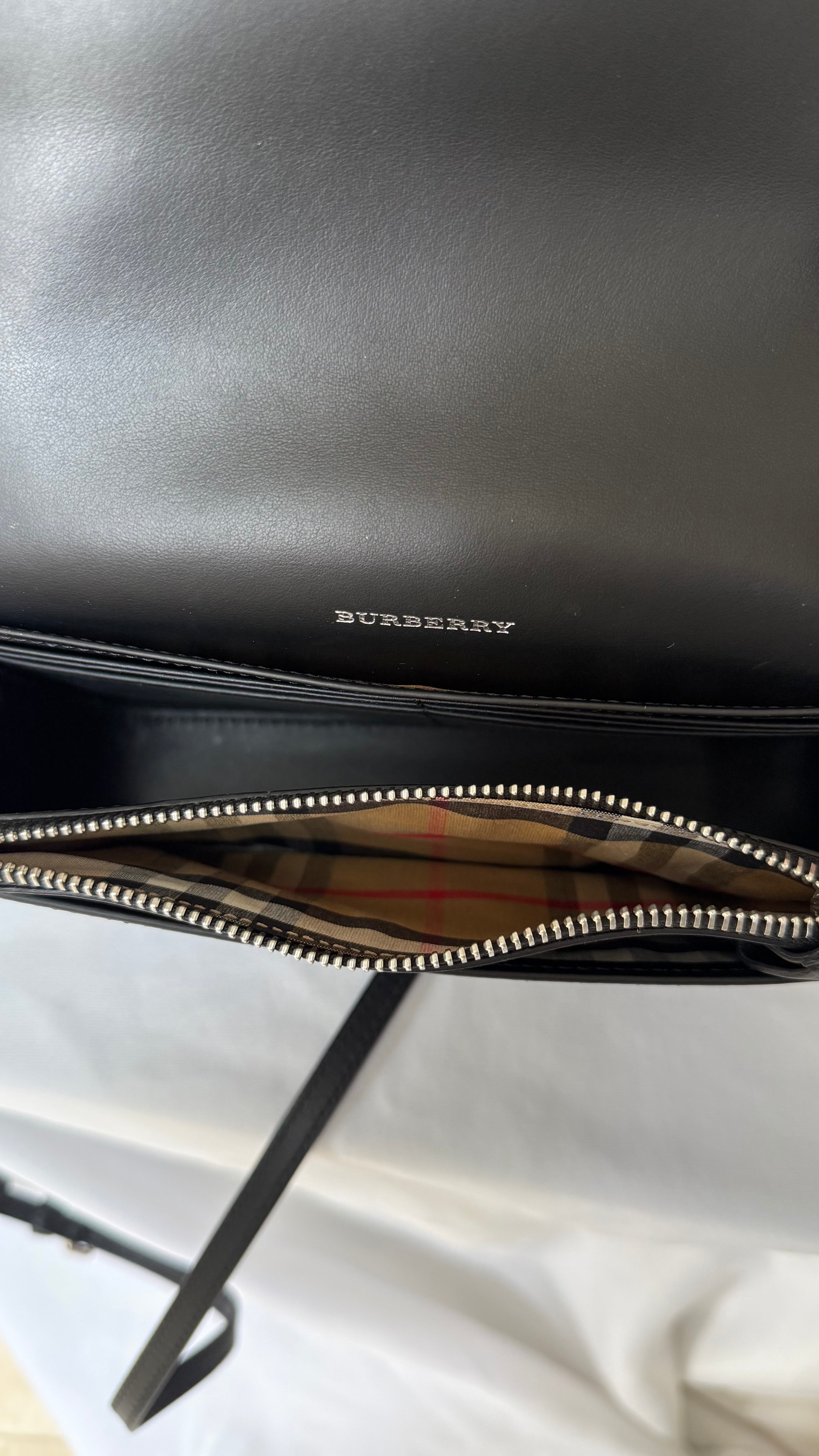 Burberry Hampshire Crossbody-Tasche