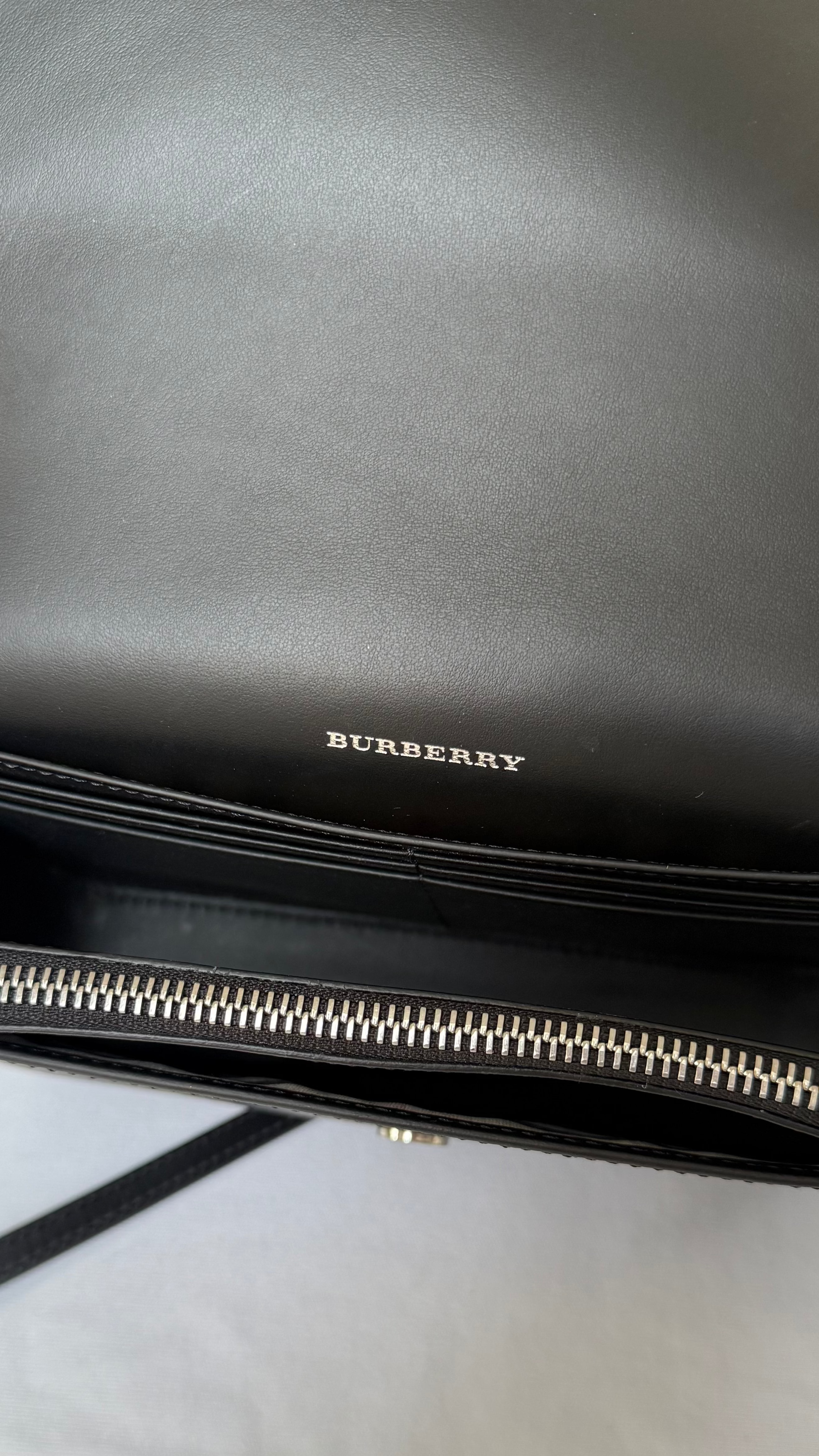 Burberry Hampshire Crossbody-Tasche