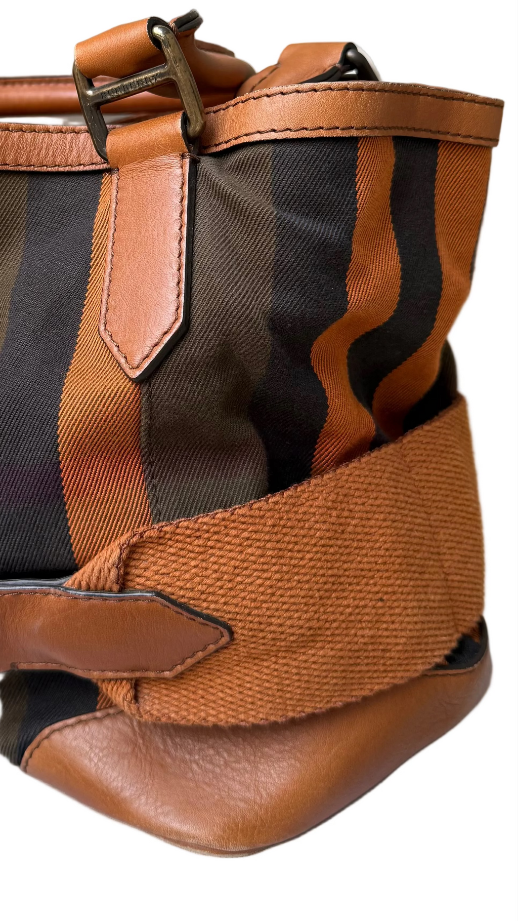 Burberry Sheldon Tote Schultertasche