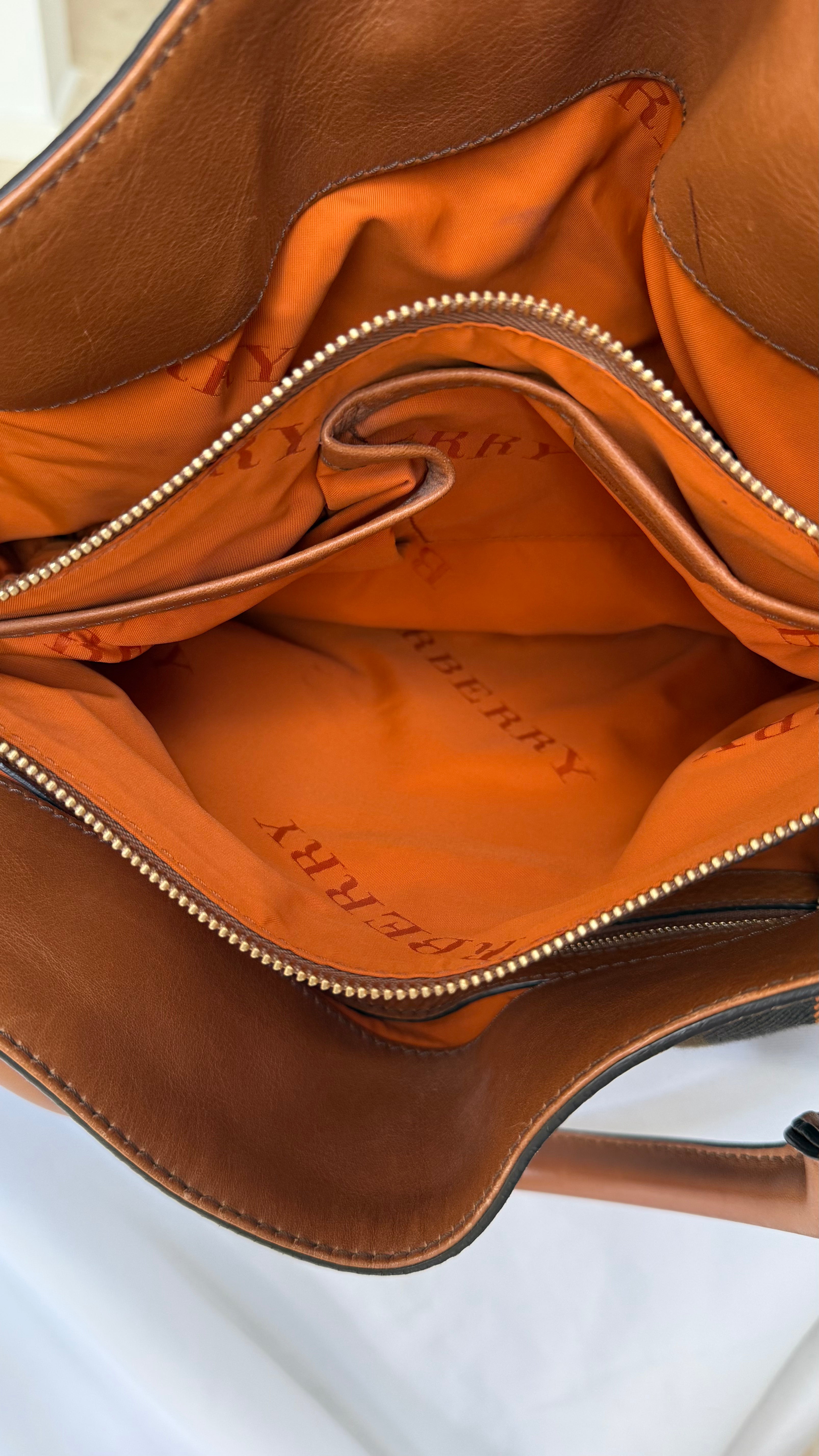 Burberry Sheldon Tote Schultertasche